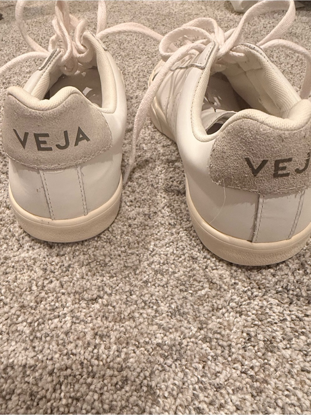 Veja Cream and White Low-Top Sneakers